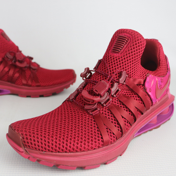 nike shox gravity pink